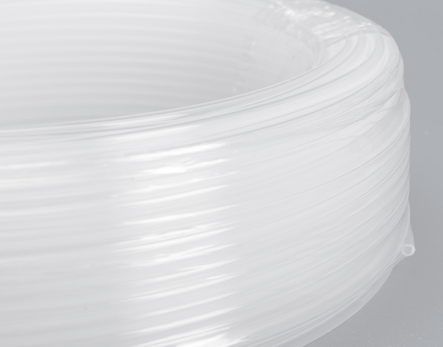 PFA透明管：這管子咋還“軟硬通吃”？?